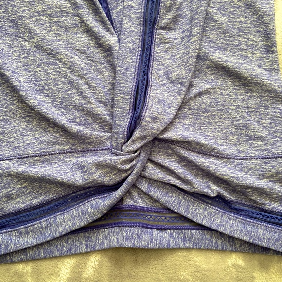 Ivivva by Lululemon On The Move wrap with front knot and lace trim size 12 - Picture 4 of 5